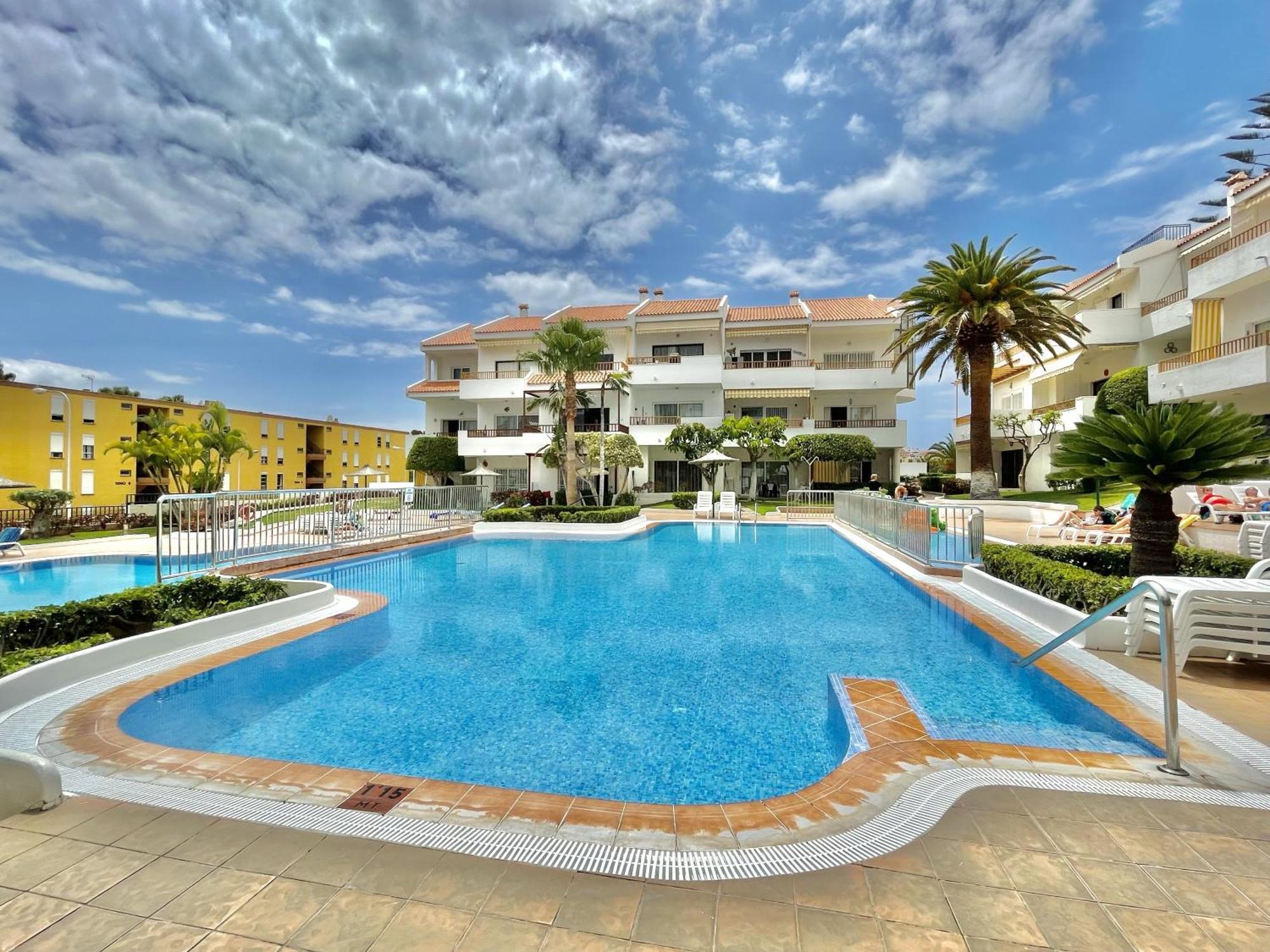Pool Views Terrace Apartment Los Cristianos  Exterior photo