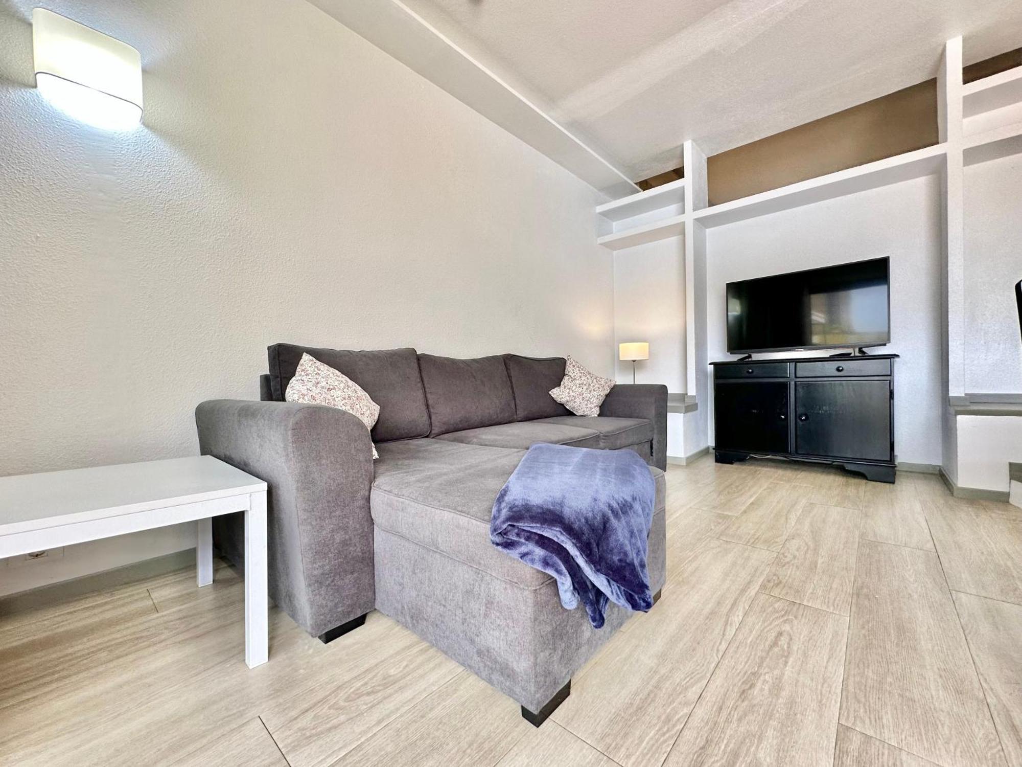 Pool Views Terrace Apartment Los Cristianos  Exterior photo